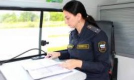 Приставы взыскали с ЧОП задолженность по заработной плате