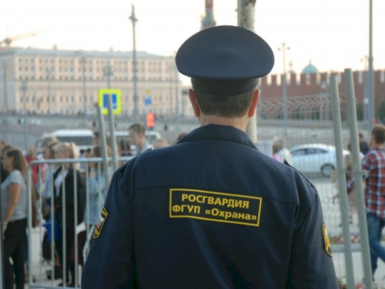 Охранное предприятие оштрафовали на 110 тысяч рублей за непрохождение охранниками психиатрического осмотра.