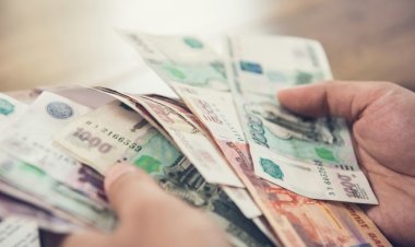 Примерно три процента составит реальный рост заработной платы россиян в 2019 году.