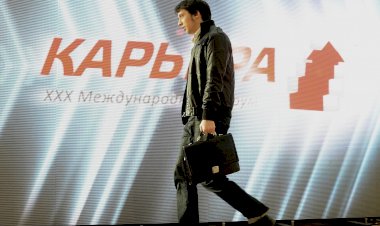 В ближайшем будущем люди будут востребованы на вакансии наиболее высоких и наиболее низких квалификаций.