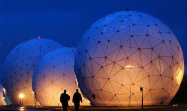 Китайские разработчики оружия придумали несмертельное оружие на основе действия микроволновых частиц .