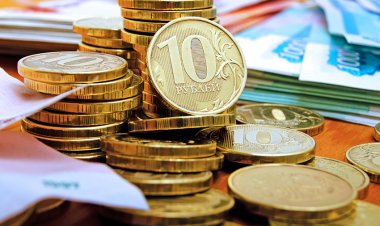 В правительстве могут обсудить возможность освободить россиян с низкими зарплатами от подоходного налога.