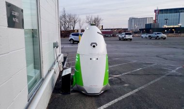 Охранный робот K5 продолжает своё проникновение в разные уголки США.