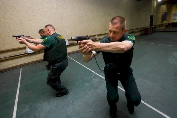 Вооруженная подготовка инкассаторов